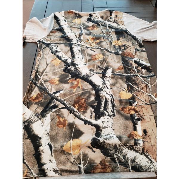 Women's Camo Tee Shirt Medium heather gray and camo