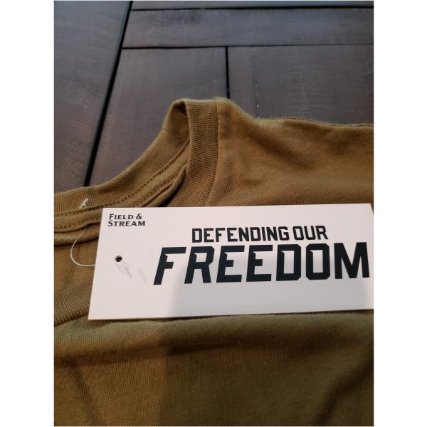 Graphic Tee Shirt "Defending Our Freedom" Men's 2XL Field & Stream